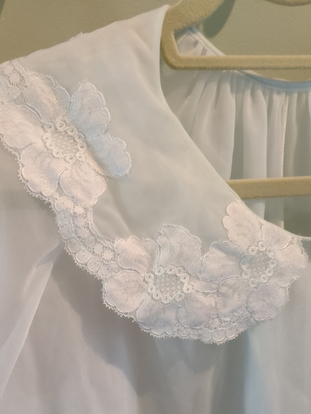 Vintage Vanity Fair & Shadowline Sheer Peignoir Robe Set Pink Blue Lace SP - Picture 10 of 16